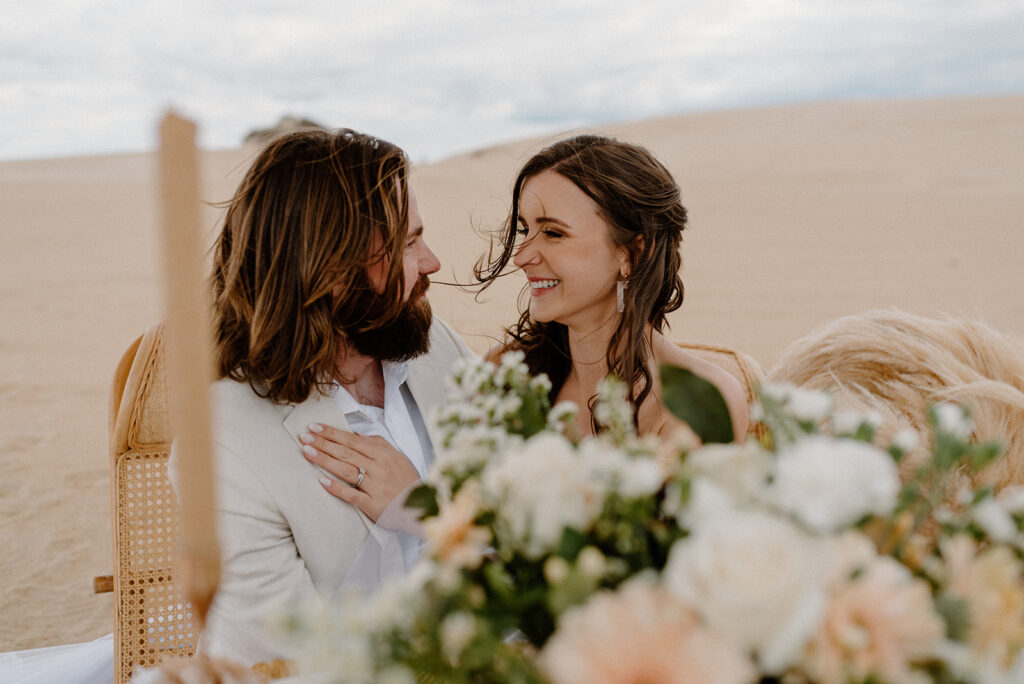 boho elopement picnic at Jockey’s Ridge State Park