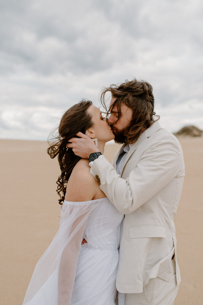 sandy Outer Banks elopement at Jockey’s Ridge State Park, dreamy elopement couple surrounded by sandy fields